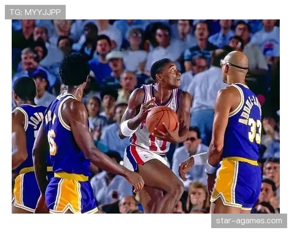 约翰·斯托克顿挡拆组织助攻率远超同时代控卫提升球队进攻效率