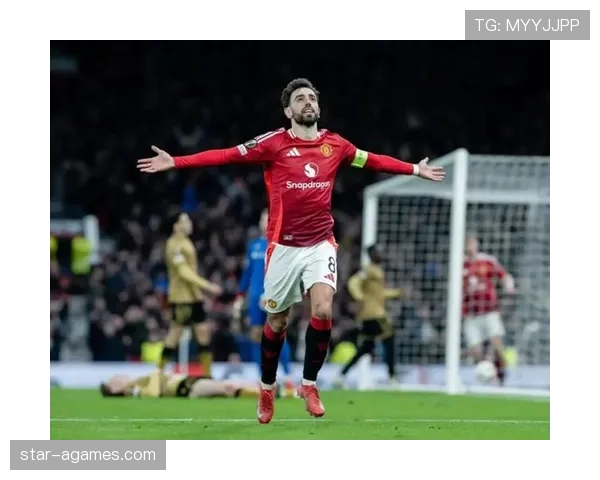 B费的失误频次如何影响曼联进攻的连贯性与效率？